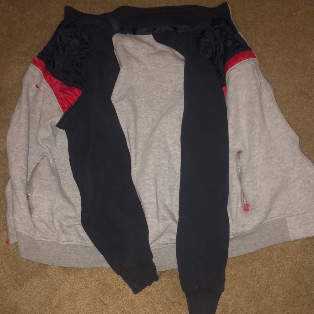 Nike Zip Up - Picture 2 of 3